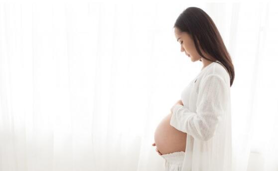 怀孕便秘、孕吐不适症状怎么办？哪些方法可以舒缓怀孕的